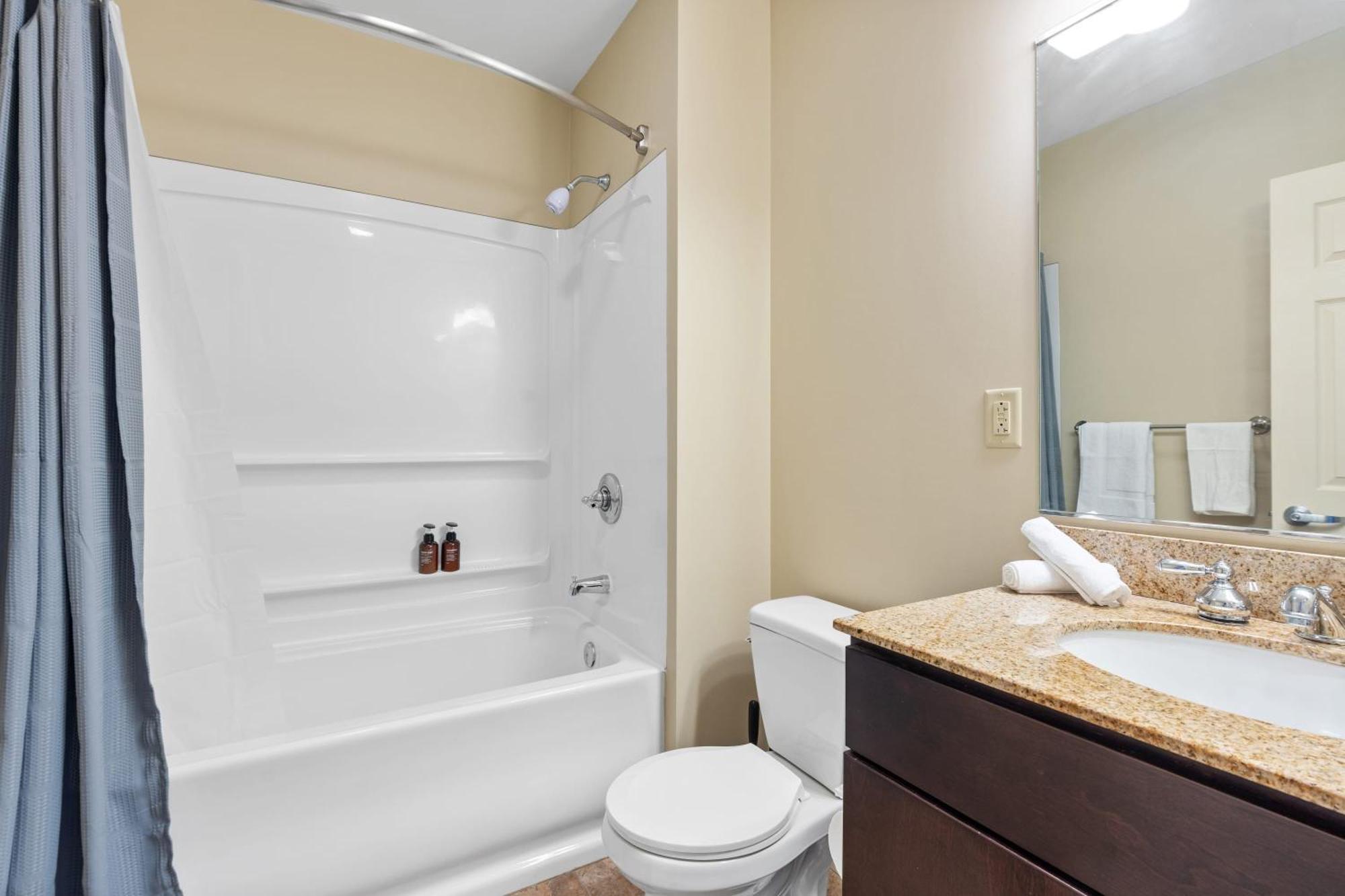Elegant 1bd High Rise With Views In Dt Pitts Apartment *